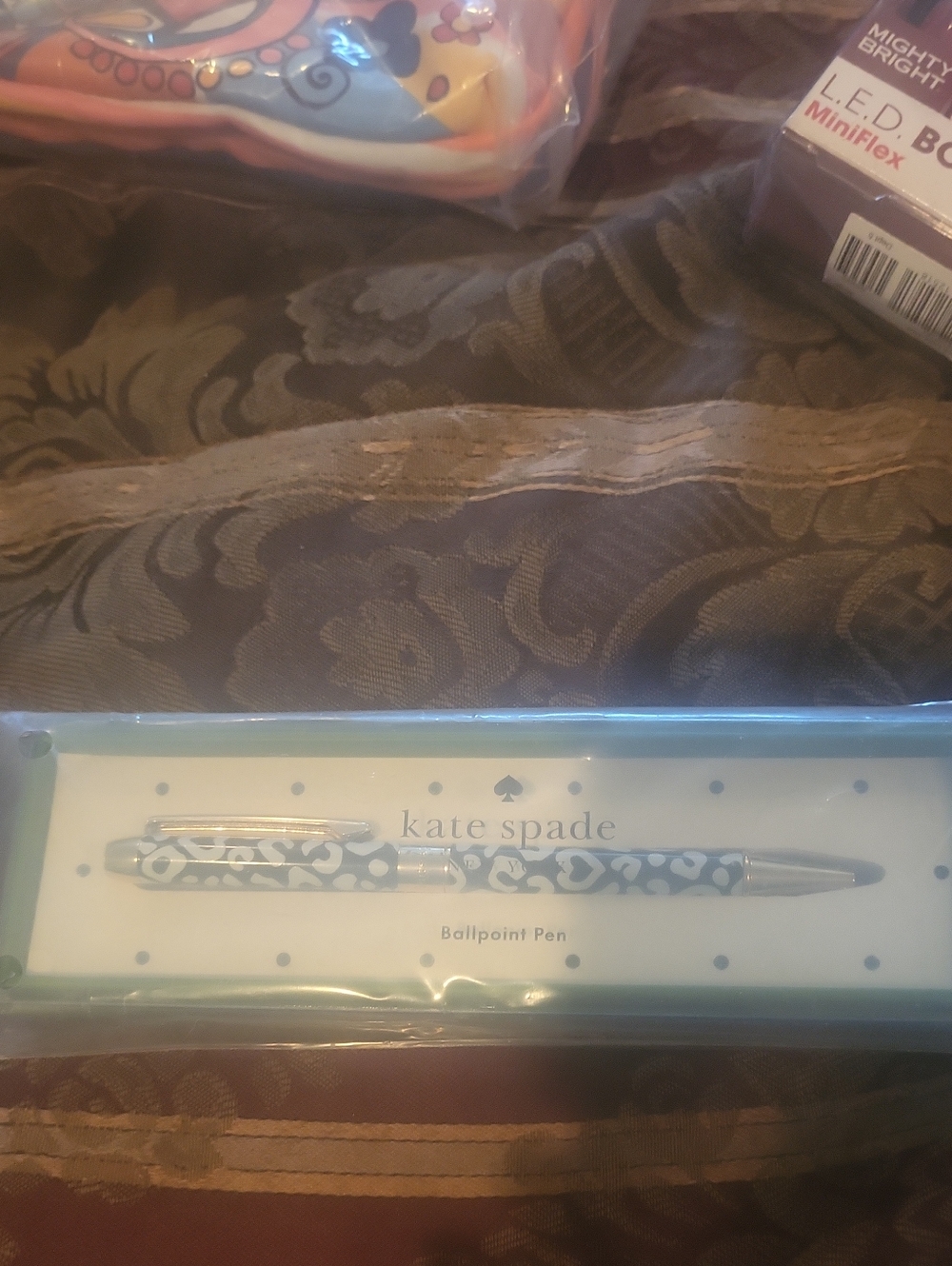 Kate Spade Boxed Sealed Pen Ballpoint Pen Blue Hearts All Over Pen Free Gift